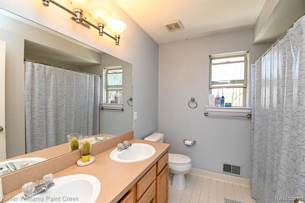 51466 PROMENADE Lane, New Baltimore, MI 48047 — Photo 26
