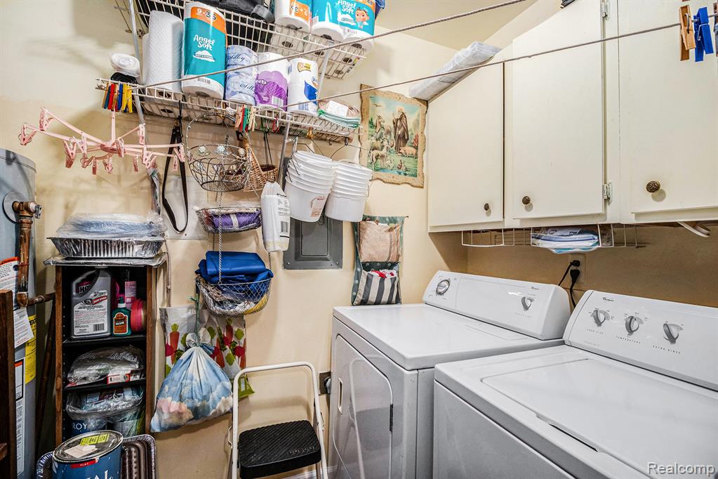 39824 Village Wood Circle, Novi, MI — Photo 13