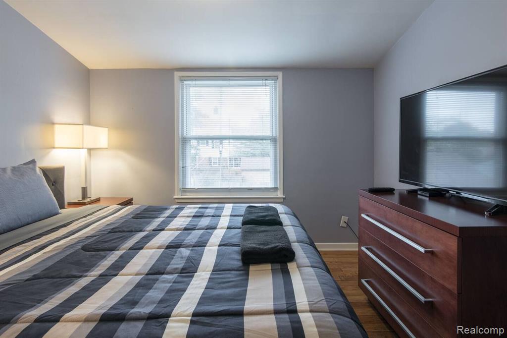 911 W 4th St, Royal Oak, MI 48067 — Photo 12