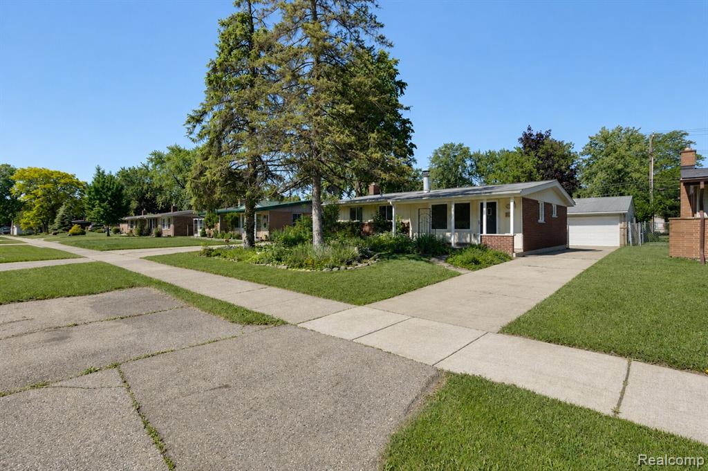 9101 Merriman Road, Livonia, MI 48150 — Photo 18