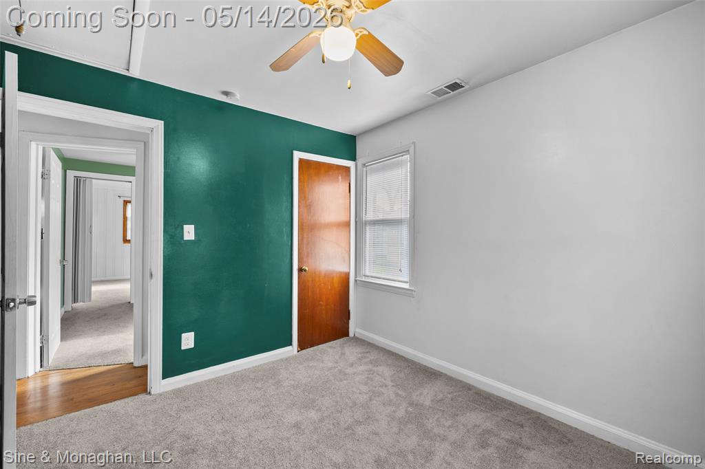 49 E Madge Avenue, Hazel Park, MI 48030 — Photo 14