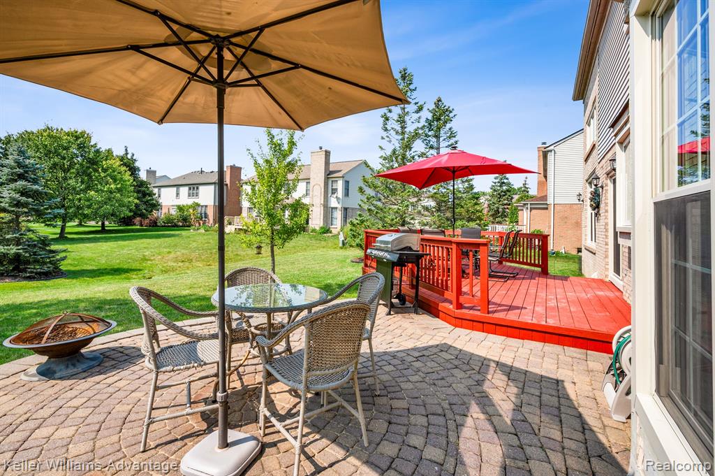 44708 FENWICK Drive, Canton, MI 48188 — Photo 31