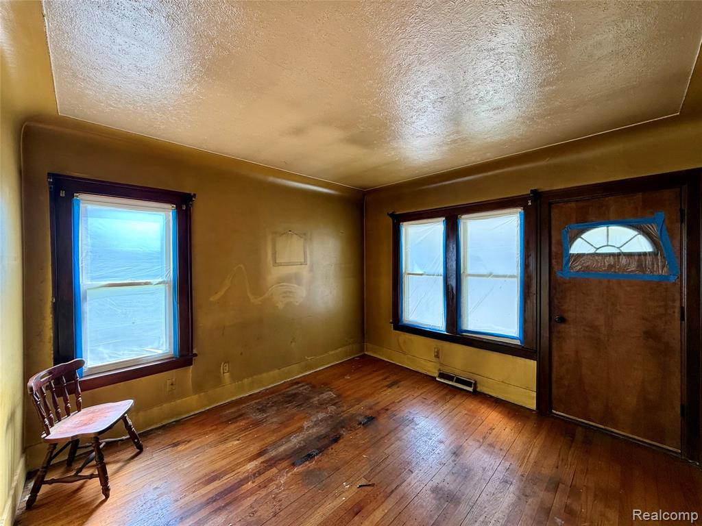7035 Dodge Avenue, Warren, MI 48091 — Photo 5