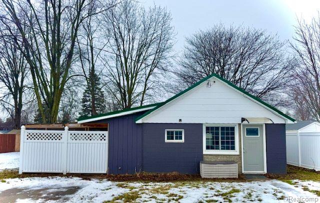 12090 EMELIA Street, Birch Run, MI 48415 — Photo 13