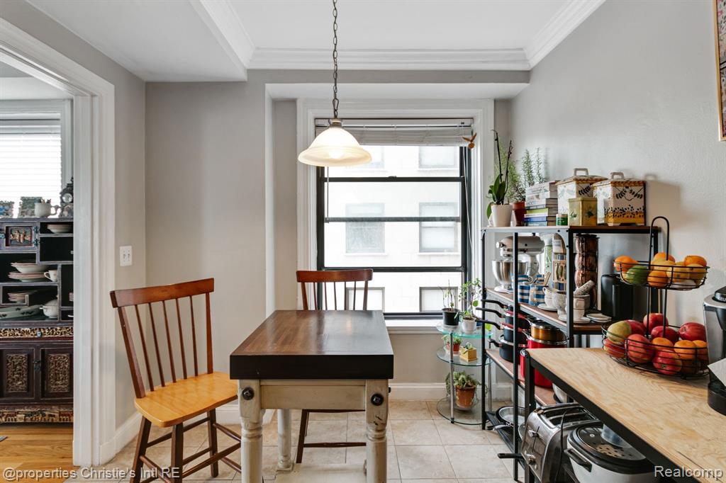 15 E KIRBY Street, 404, Detroit, MI 48202 — Photo 13