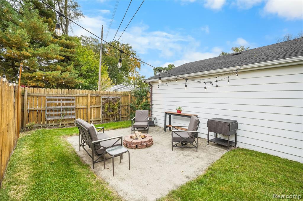 445 Linden Avenue, Royal Oak, MI 48073 — Photo 30