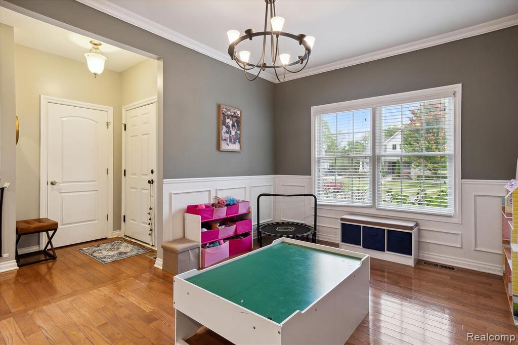 4198 OAK Street, Grand Blanc, MI 48439 — Photo 11