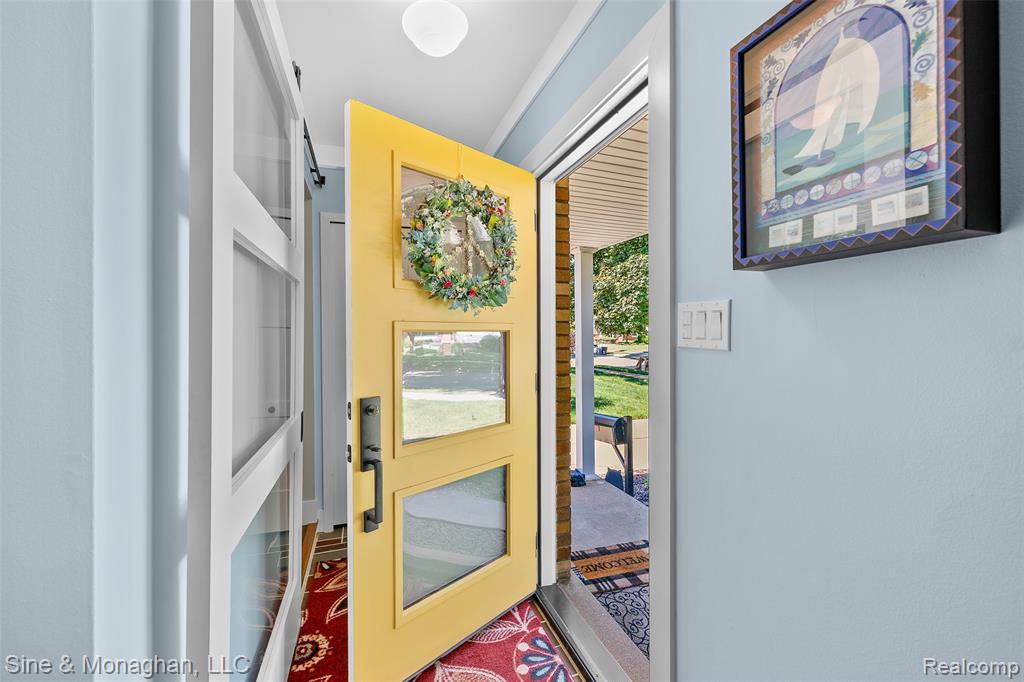 5066 Elmhurst Avenue, Royal Oak, MI 48073 — Photo 3