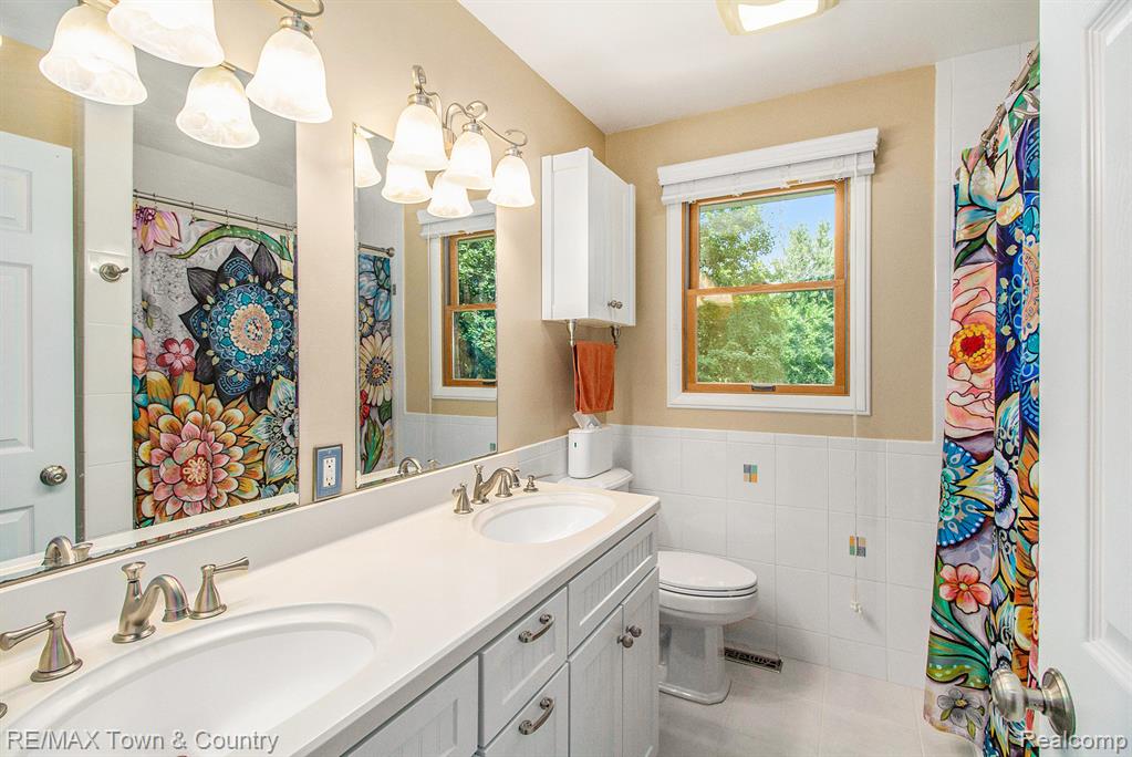 5555 Old Franklin Road, Grand Blanc, MI 48439 — Photo 17