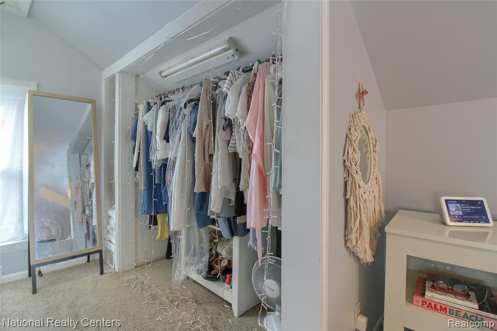 702 Royal Avenue, Royal Oak, MI 48073 — Photo 17