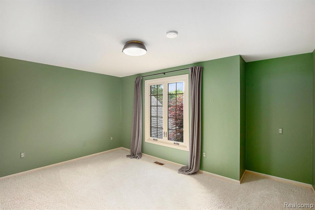 7254 DARK LAKE Drive, Clarkston, MI — Photo 33