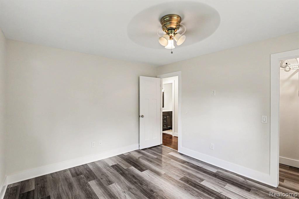 9315 Hillcrest Road, Clarkston, MI 48348 — Photo 13