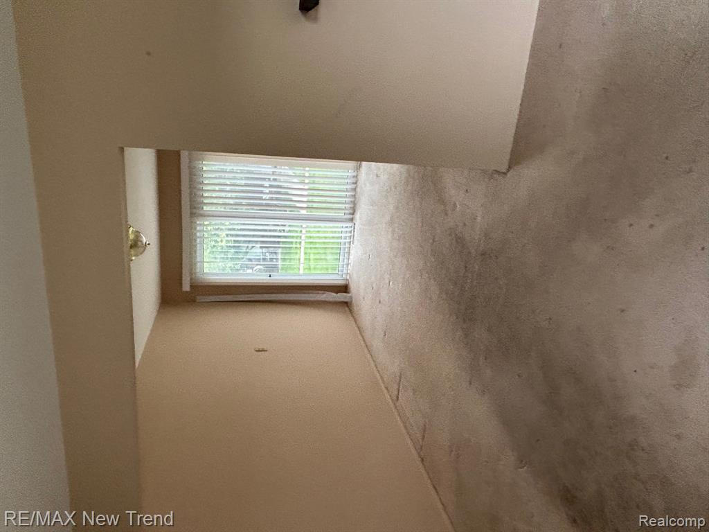 29166 Manchester Street, 47, Westland, MI — Photo 7