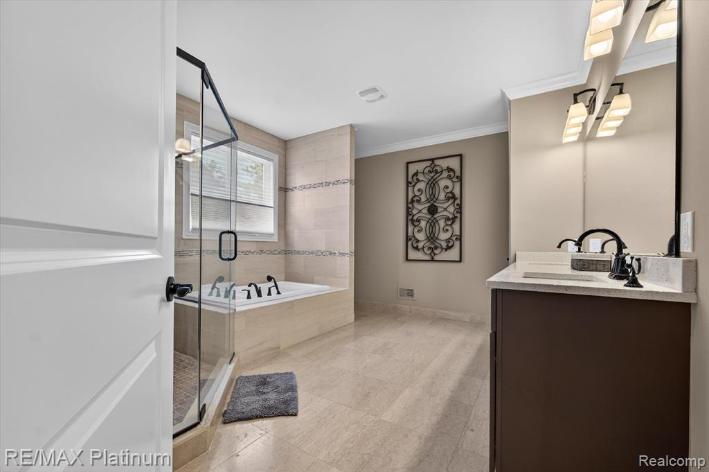 10653 Stoney Point Drive, South Lyon, MI 48178 — Photo 23