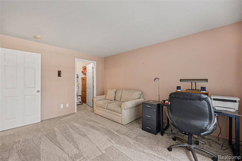 4578 Berkshire Drive, Sterling Heights, MI 48314 — Photo 22