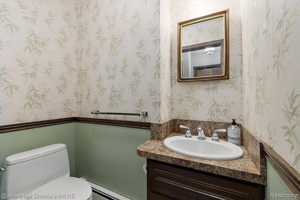 39375 E Archer Drive, Harrison Township, MI — Photo 30