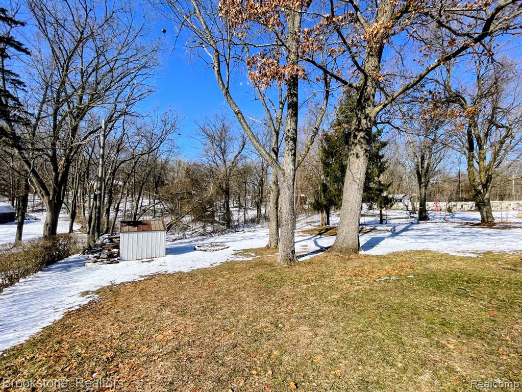 4354 Grass Lake Road, White Lake, MI 48383 — Photo 5