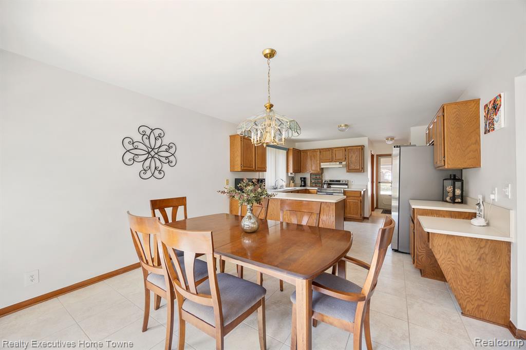 57946 EMERALD, Washington, MI — Photo 7