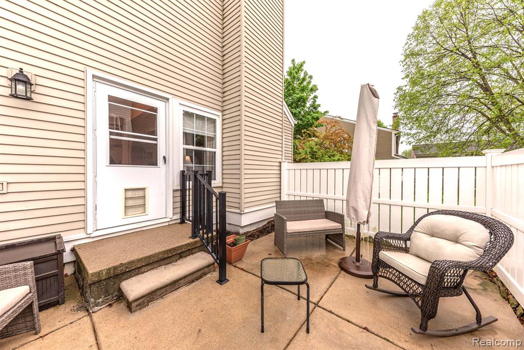21118 E GLEN HAVEN Circle, Northville, MI 48167 — Photo 19