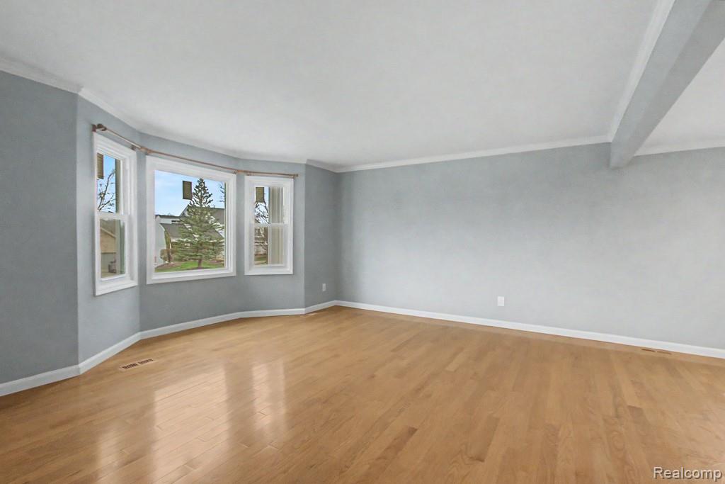 5394 Pond Bluff Drive, West Bloomfield, MI 48323 — Photo 5