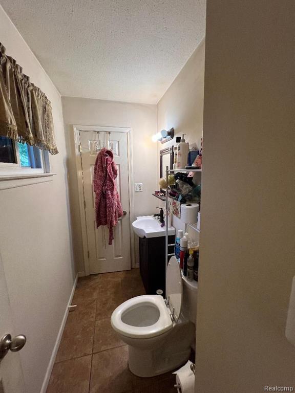 9829 GARY Street, Romulus, MI 48174 — Photo 7