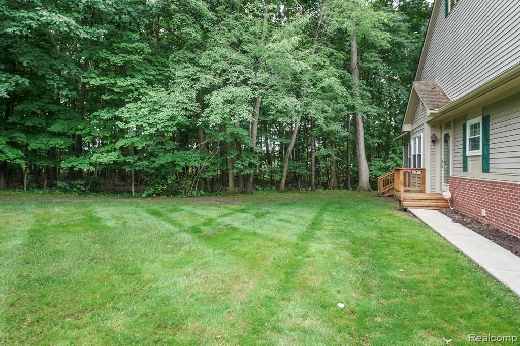 30664 VINE, Novi, MI 48377 — Photo 3
