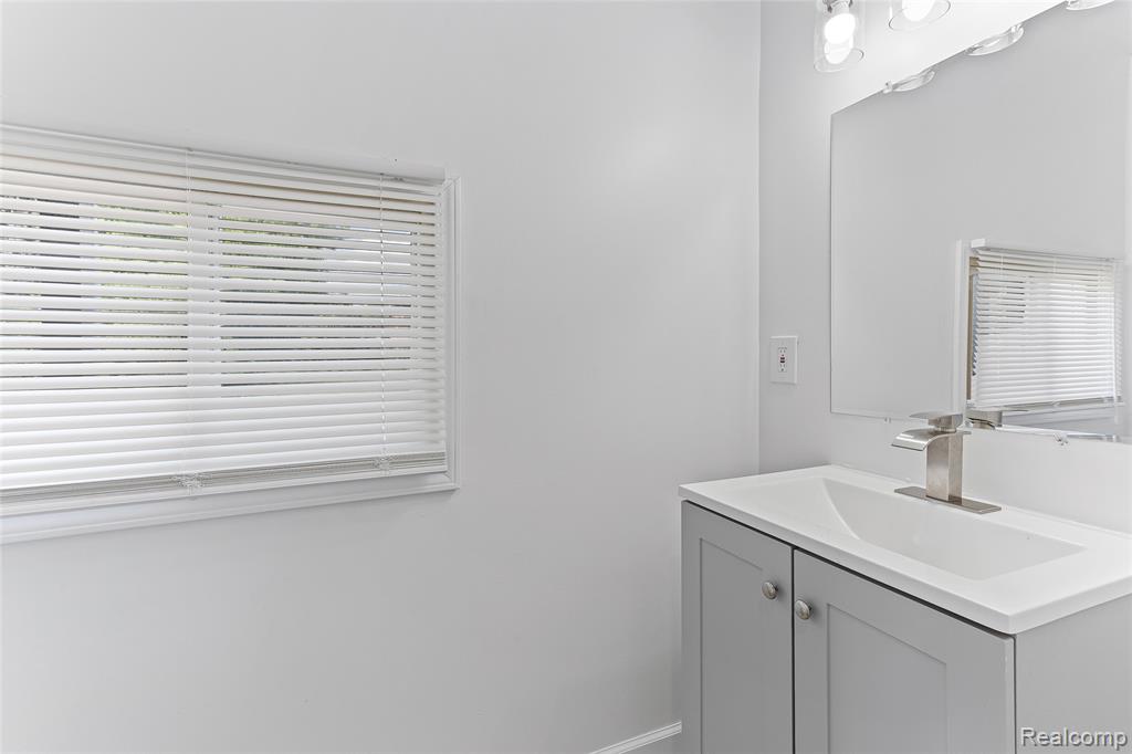 5737 Barham Street, Detroit, MI 48224 — Photo 13