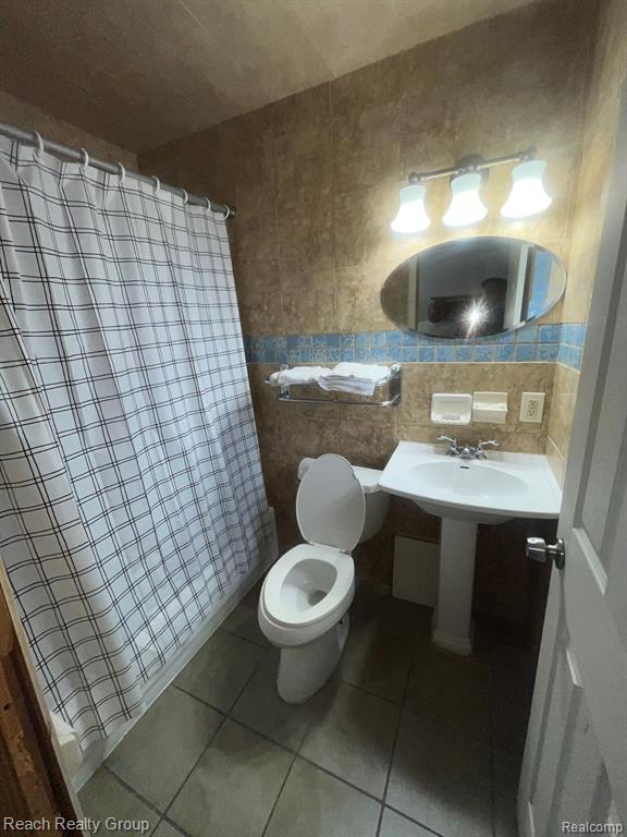 22755 GRAND RIVER Avenue, Detroit, MI 48219 — Photo 27