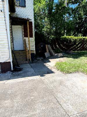 8827 E WARREN Avenue, Detroit, MI 48214 — Photo 4