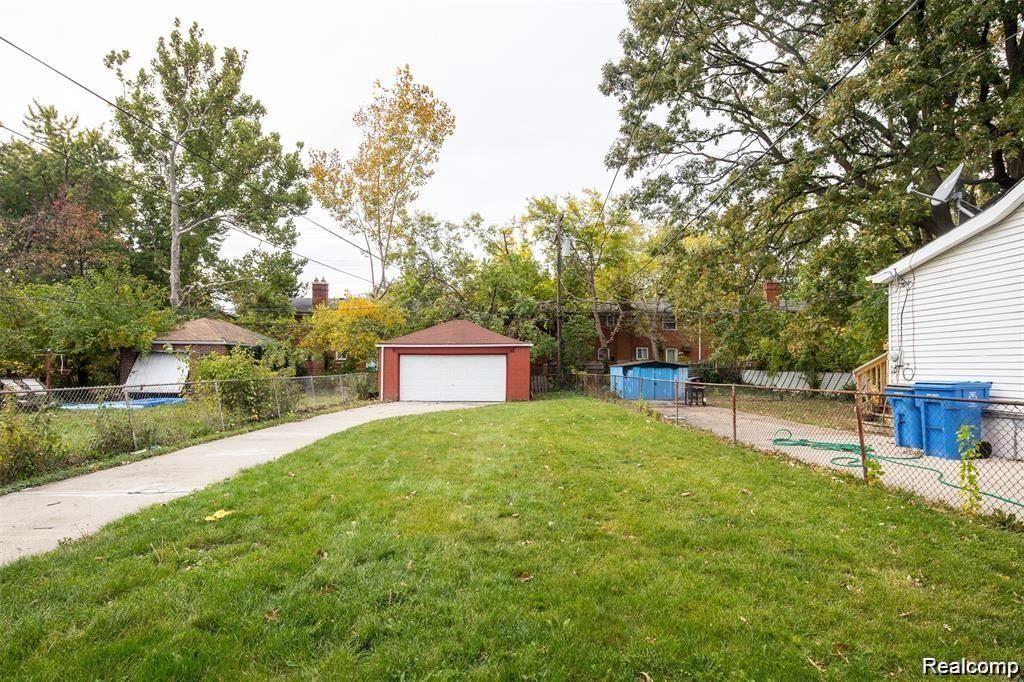 6753 HEYDEN Street, Dearborn Heights, MI 48127 — Photo 5