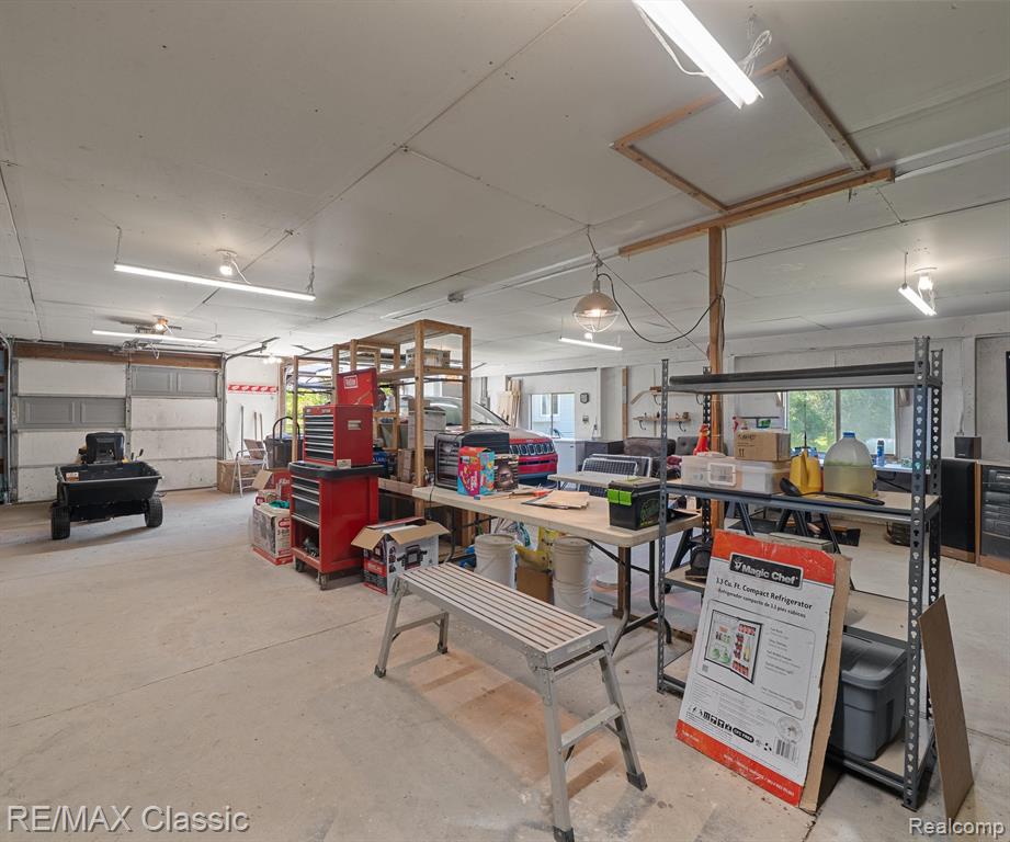 11589 OWOSSO Road, Fowlerville, MI 48836 — Photo 50