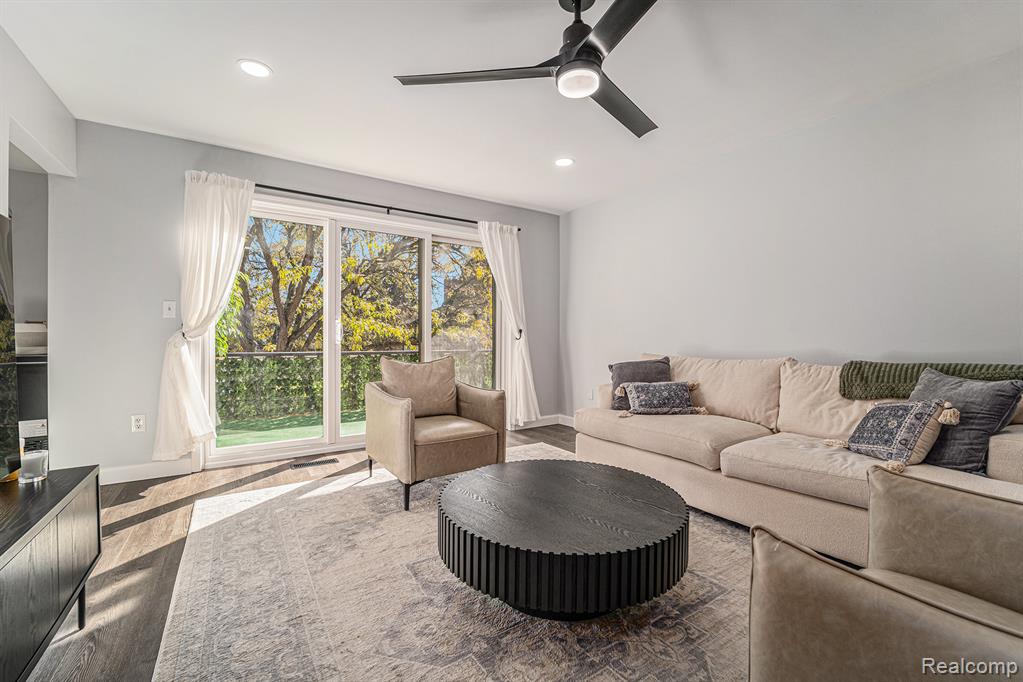42160 Woodward Avenue, Bloomfield Hills, MI 48304 — Photo 10