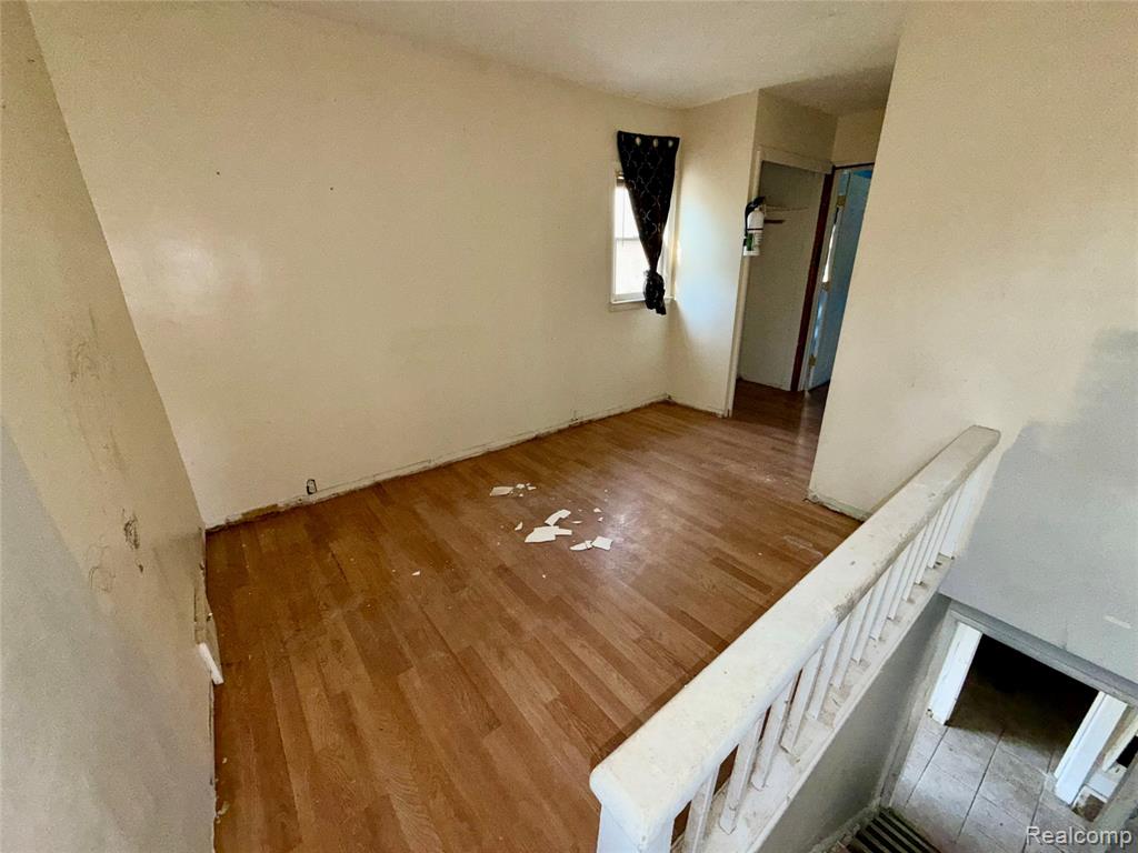 3233 W Home Avenue, Flint, MI 48504 — Photo 16