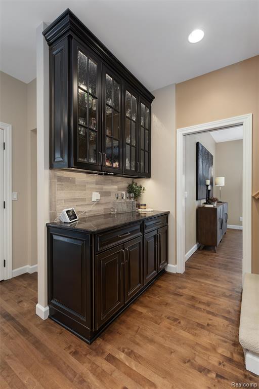 49474 Pine Ridge Court, Plymouth, MI 48170 — Photo 16