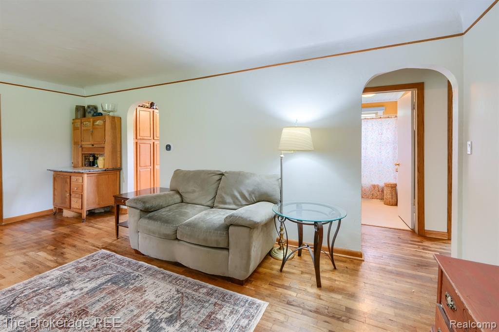 8439 Burpee Road, Grand Blanc, MI 48439 — Photo 6