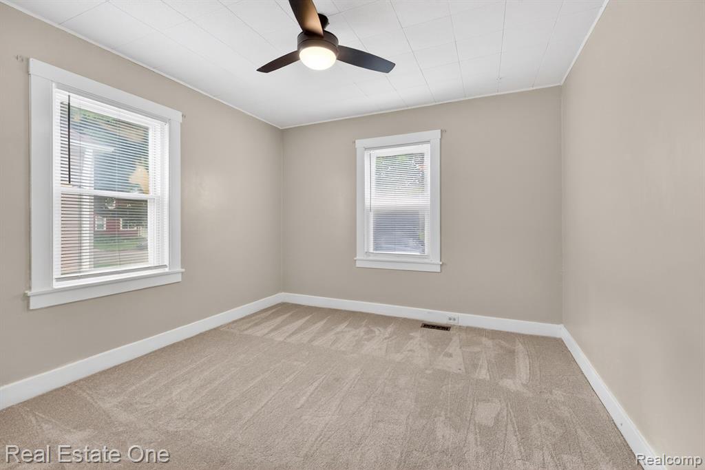 466 Spruce Street, Wyandotte, MI 48192 — Photo 20