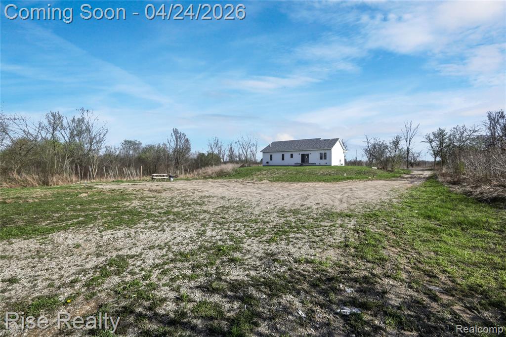 4399 E Bristol Road, Burton, MI 48519 — Photo 26