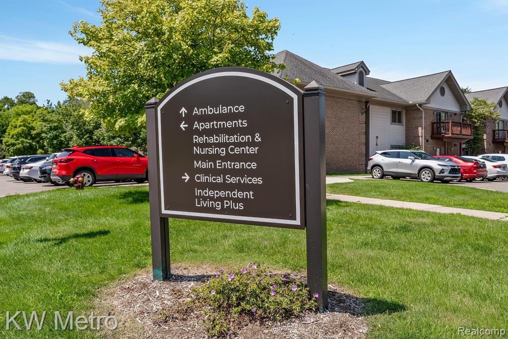 21305 Juniper Court, Farmington Hills, MI 48336 — Photo 41