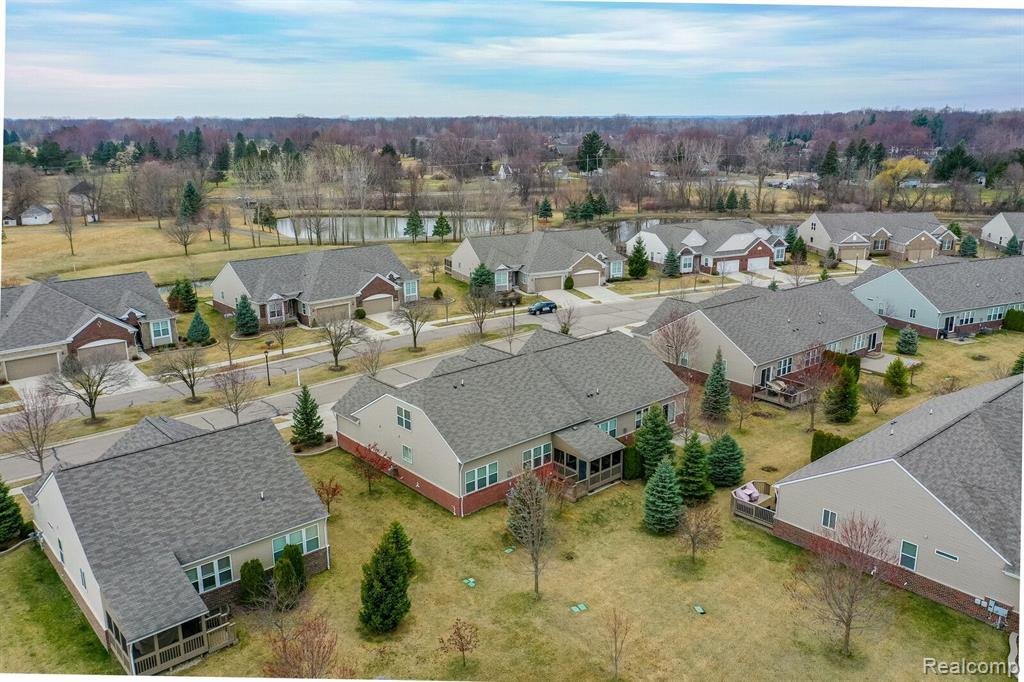 49446 LAKEWOOD Street, Macomb, MI 48042 — Photo 4