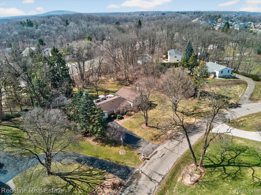 47025 S Chigwidden Drive, Northville, MI 48167 — Photo 59