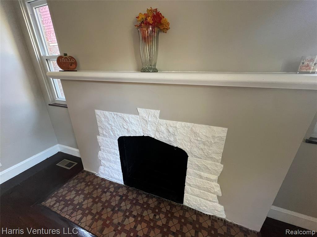 4865-67 Grayton Street, Detroit, MI 48224 — Photo 6
