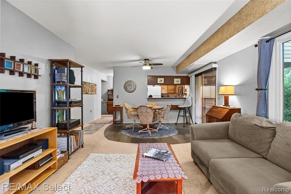 250 Briarcrest Drive, 130, Ann Arbor, MI 48104 — Photo 11