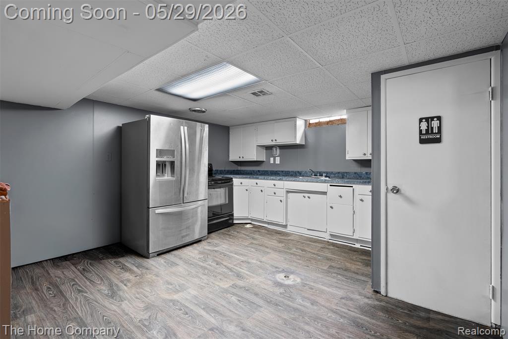 24564 Marine Avenue, Eastpointe, MI 48021 — Photo 22