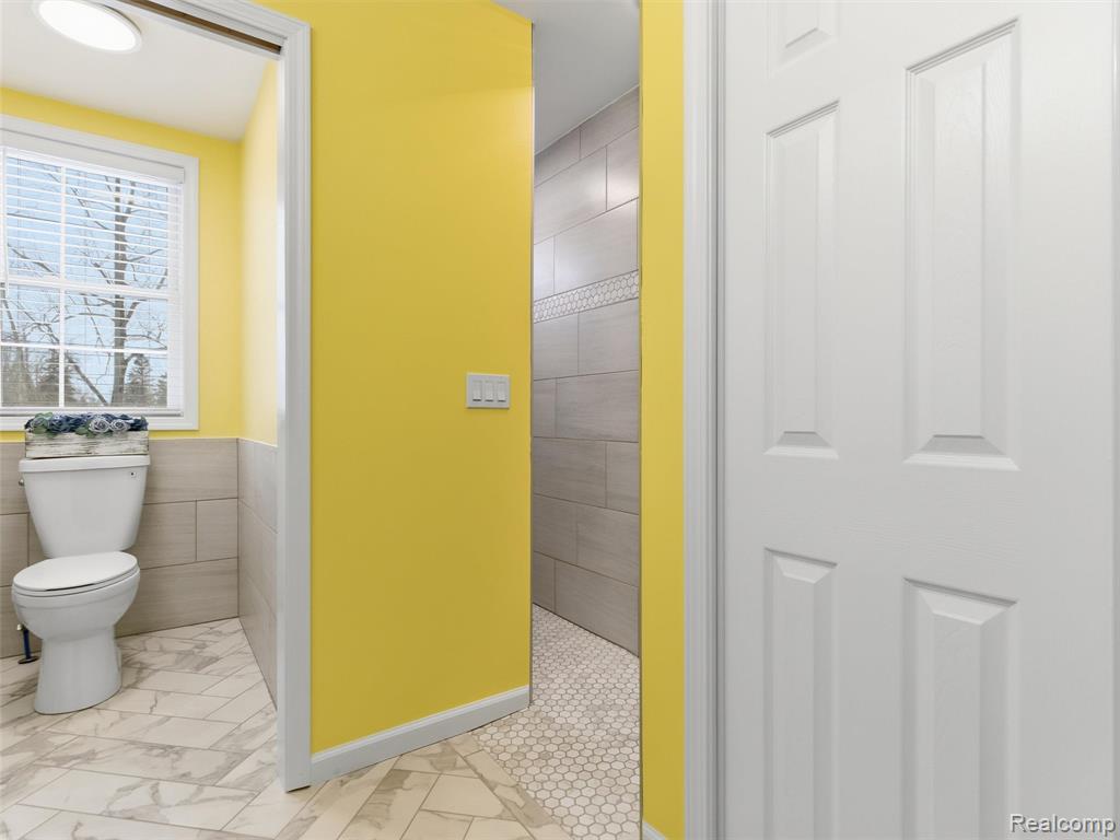 3973 Silver Valley Drive, Lake Orion, MI — Photo 16