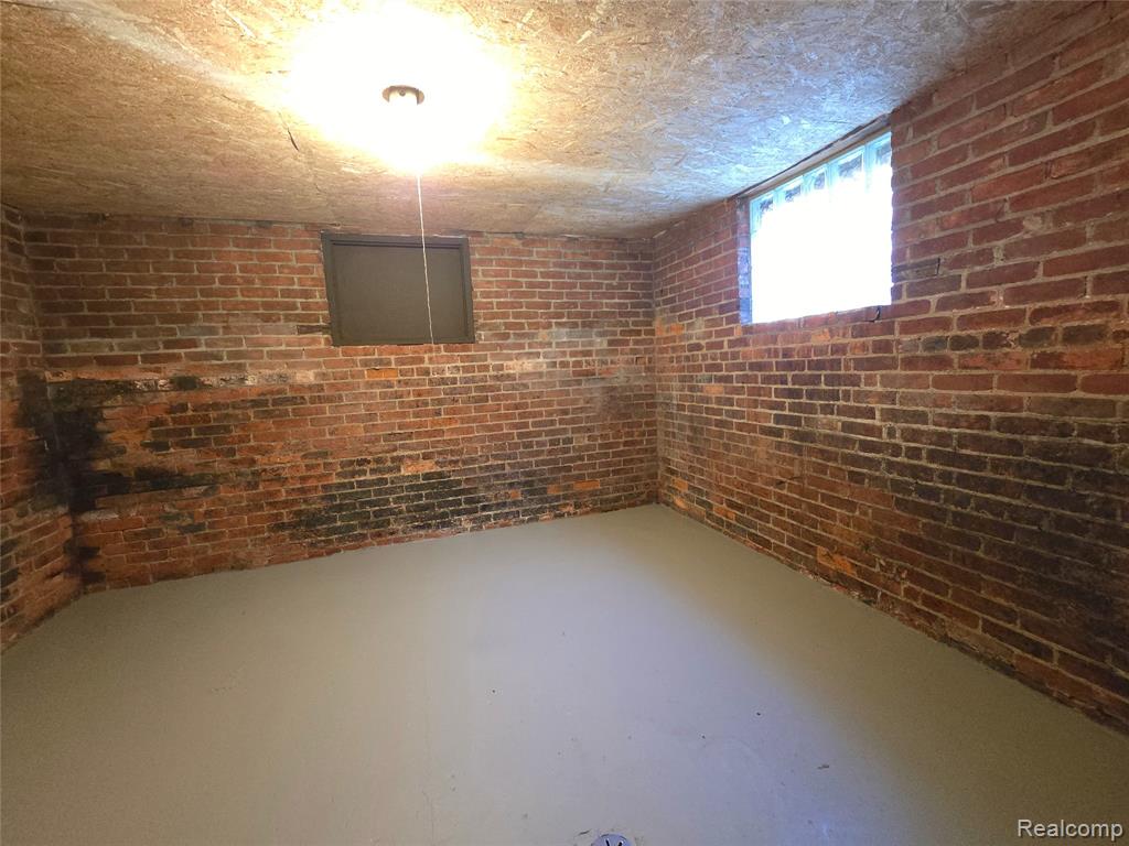 26850 W 7 Mile Road, Redford, MI 48240 — Photo 63