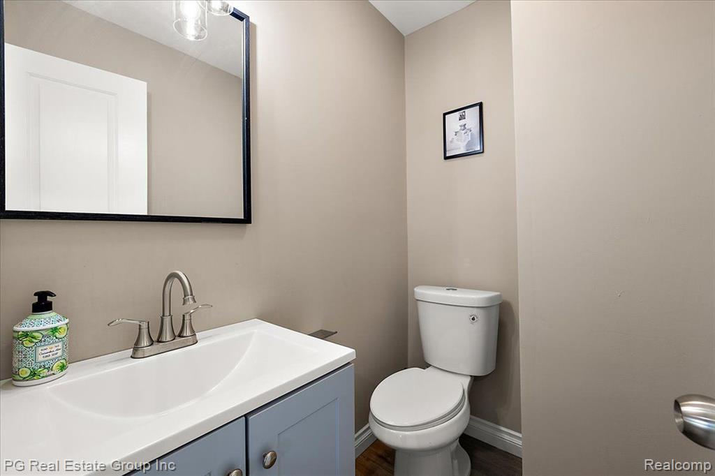 57 ORMSBY, Waterford, MI 48327 — Photo 23