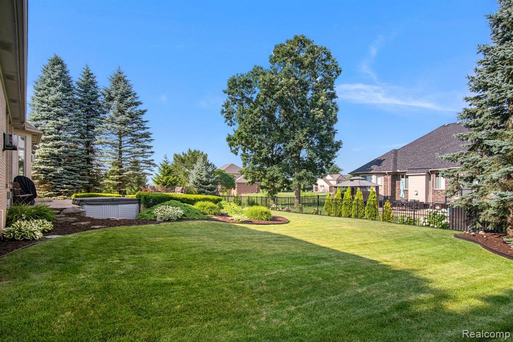 52260 Watkins Glen Drive, Macomb, MI 48042 — Photo 55
