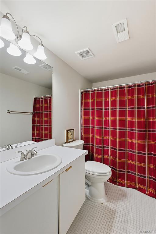 7154 Westchester, West Bloomfield, MI — Photo 14