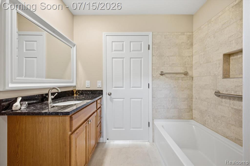 4638 Fox Chase Drive, White Lake, MI 48383 — Photo 33