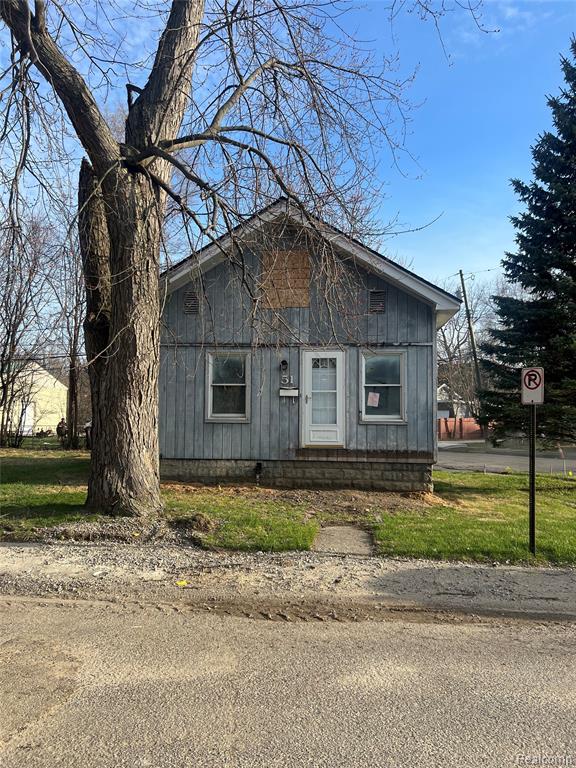 51 Bennett Street, Pontiac, MI 48342 — front exterior